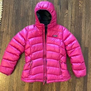 Hot pink Patagonia puffer coat
